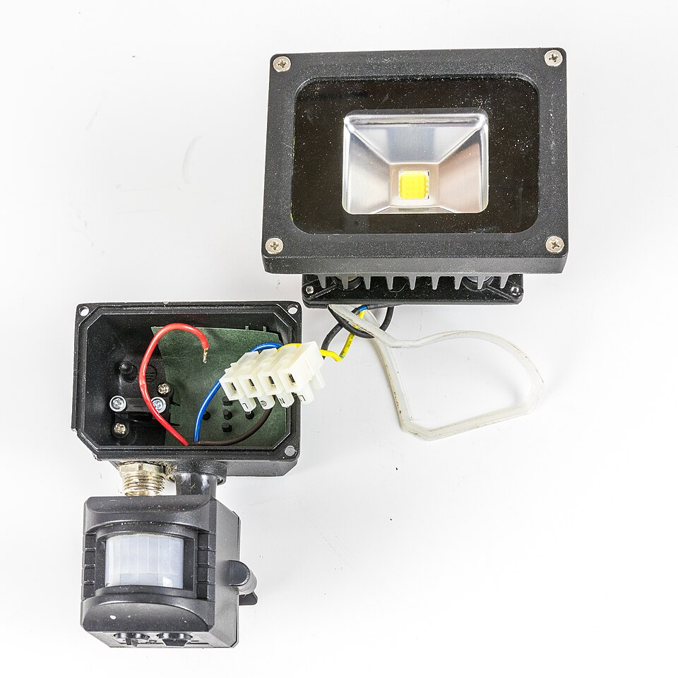 Senzor pokreta 180° IP44