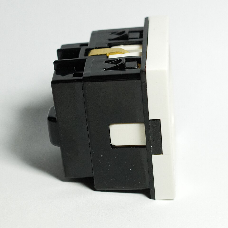 Utičnica šuko PG modularna